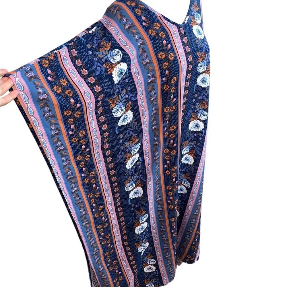 Dwell & Slumber Purple Caftan - Picture 4 of 5